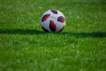 6-2大胜巴拿马！巴西十人轮换暴，维尼修斯独造两球撑起桑巴进攻（配图示意）